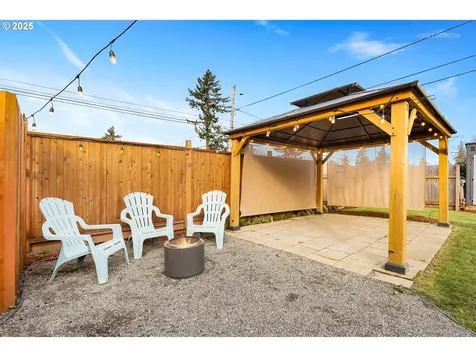 11711 NE San Rafael Street Portland OR 97220