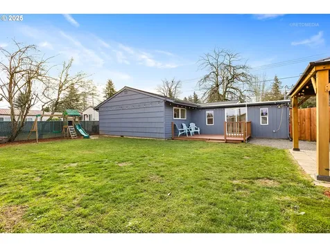 11711 NE San Rafael Street Portland OR 97220