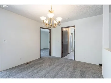 2291 W 28th Avenue Eugene OR 97405