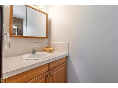 2291 W 28th Avenue Eugene OR 97405