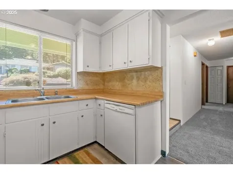 2291 W 28th Avenue Eugene OR 97405