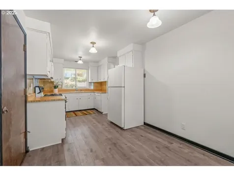 2291 W 28th Avenue Eugene OR 97405