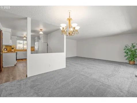 2291 W 28th Avenue Eugene OR 97405