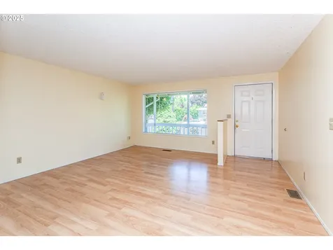 3016 SE 3rd Street Gresham OR 97080