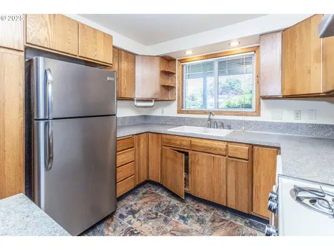 3016 SE 3rd Street Gresham OR 97080