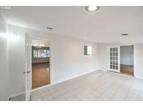 291 Janet Avenue N Keizer OR 97303