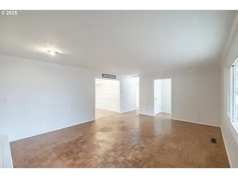 291 Janet Avenue N Keizer OR 97303