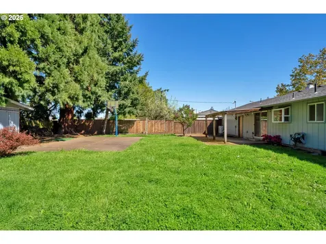 3760 Cherokee Drive Springfield OR 97478