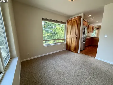 1688 NE Ruby Court Roseburg OR 97470