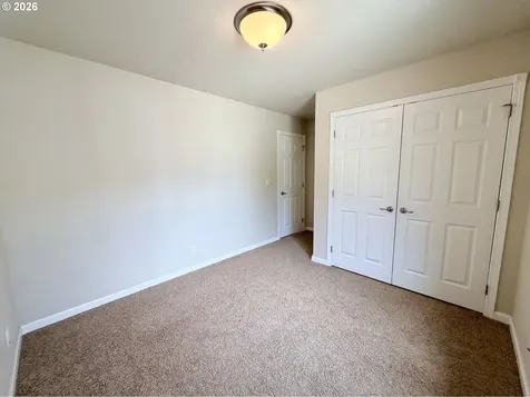 1688 NE Ruby Court Roseburg OR 97470