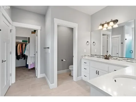 860 N 8th Street Carlton OR 97111