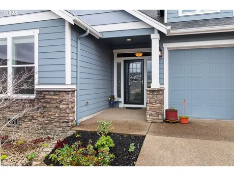 860 N 8th Street Carlton OR 97111