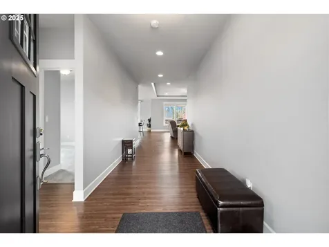 860 N 8th Street Carlton OR 97111