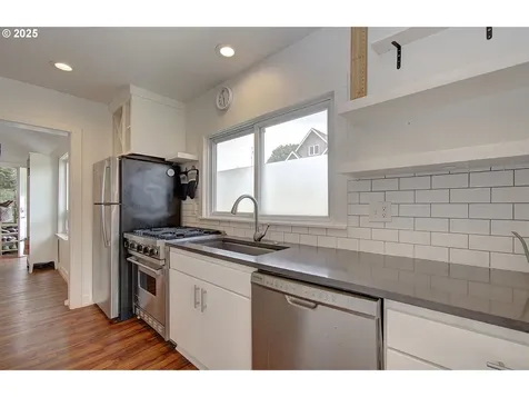 711 W 31st Street Vancouver WA 98660