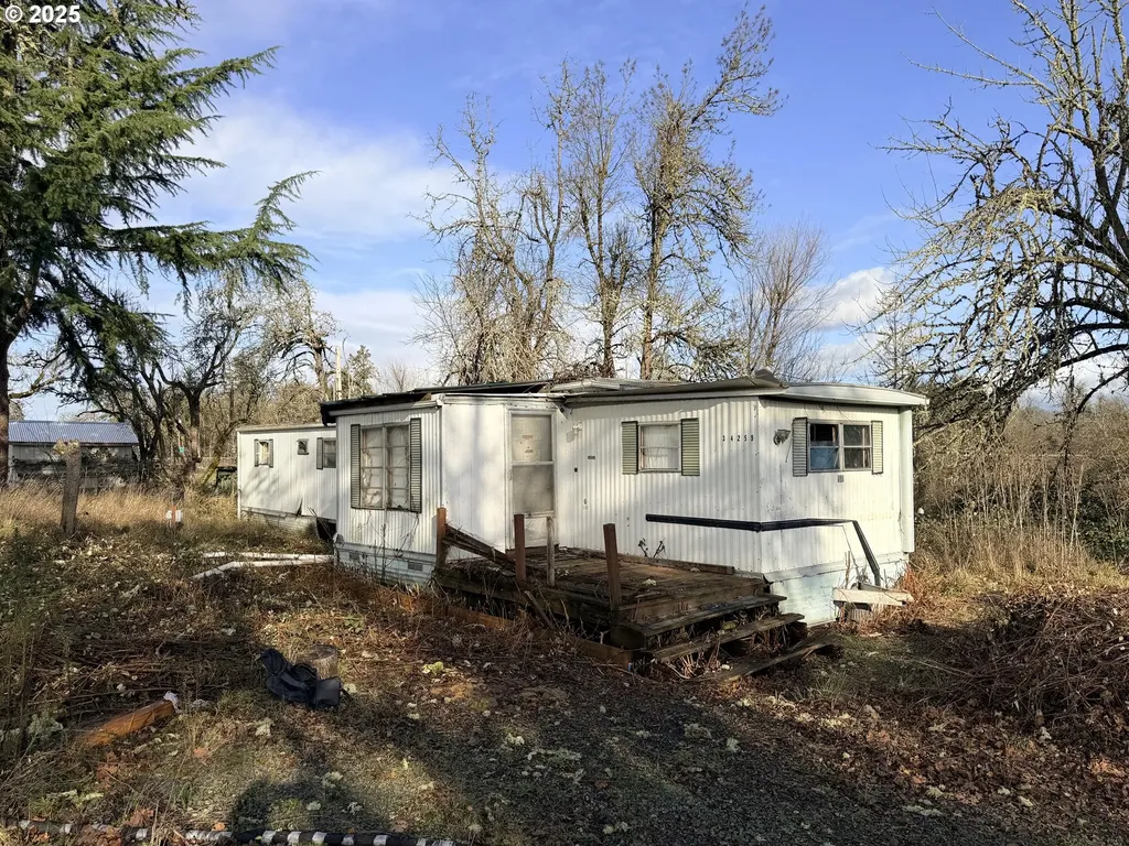 34259 Matthews Road Eugene OR 97405