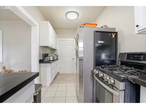 1525 S 2nd Street Lebanon OR 97355