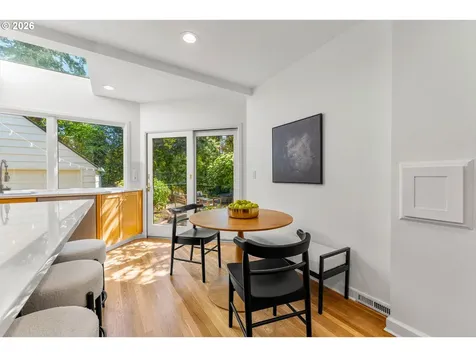 3328 SE Crystal Springs Boulevard Portland OR 97202