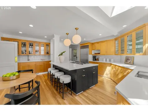 3328 SE Crystal Springs Boulevard Portland OR 97202