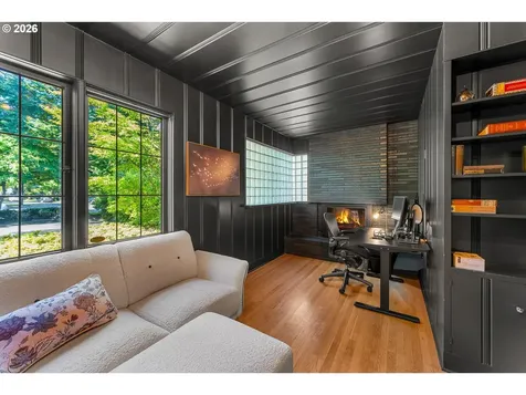 3328 SE Crystal Springs Boulevard Portland OR 97202