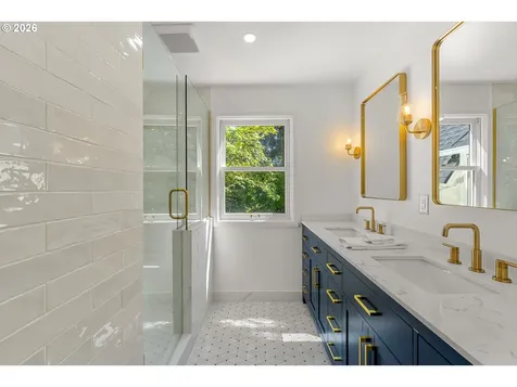 3328 SE Crystal Springs Boulevard Portland OR 97202