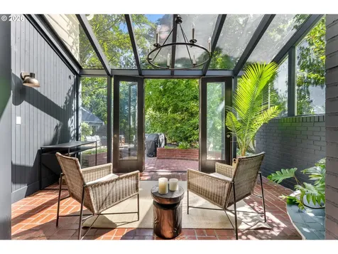 3328 SE Crystal Springs Boulevard Portland OR 97202