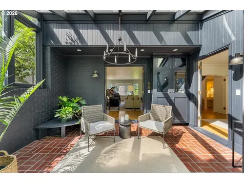 3328 SE Crystal Springs Boulevard Portland OR 97202