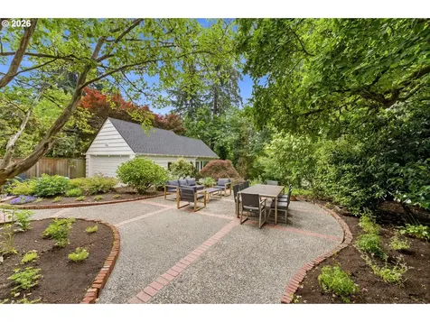 3328 SE Crystal Springs Boulevard Portland OR 97202