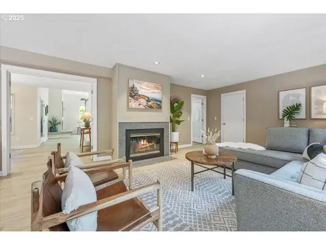 17221 SW Oakenshield Court Portland OR 97224