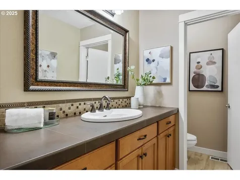 17221 SW Oakenshield Court Portland OR 97224