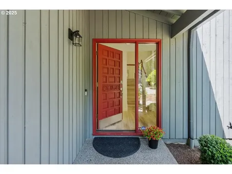 17221 SW Oakenshield Court Portland OR 97224