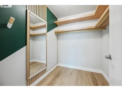 17221 SW Oakenshield Court Portland OR 97224