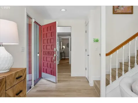17221 SW Oakenshield Court Portland OR 97224