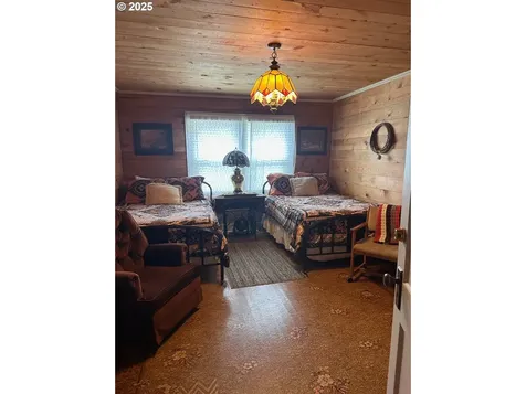 104 E Main Street Mitchell OR 97750