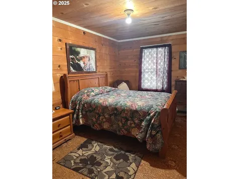 104 E Main Street Mitchell OR 97750
