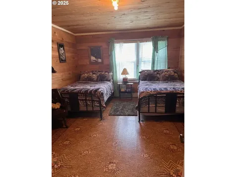 104 E Main Street Mitchell OR 97750