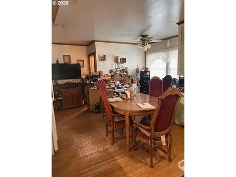 104 E Main Street Mitchell OR 97750