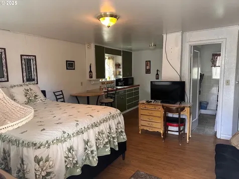 104 E Main Street Mitchell OR 97750