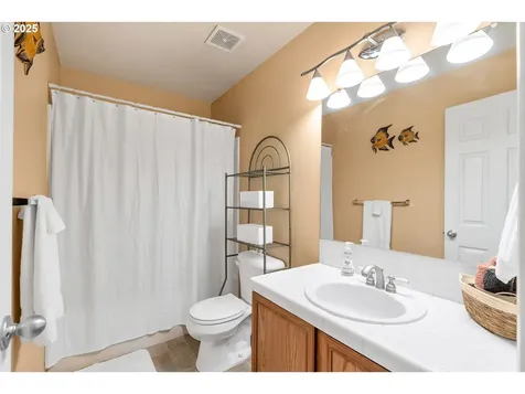 2705 SE 74th Way Hillsboro OR 97123