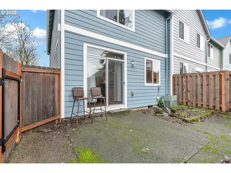2705 SE 74th Way Hillsboro OR 97123