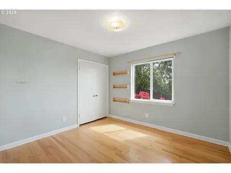 7214 SW 10th Avenue Portland OR 97219