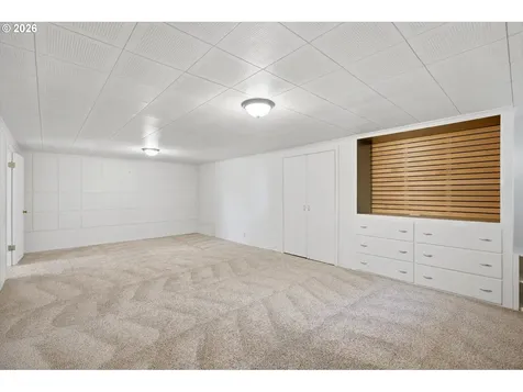 7214 SW 10th Avenue Portland OR 97219