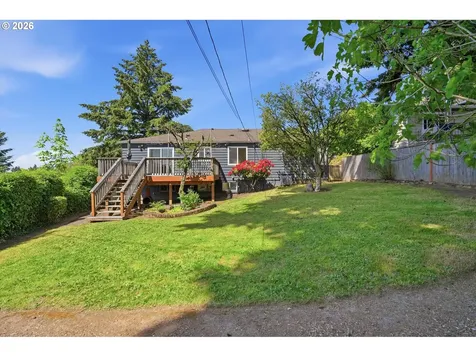 7214 SW 10th Avenue Portland OR 97219