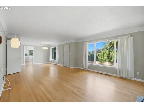 7214 SW 10th Avenue Portland OR 97219