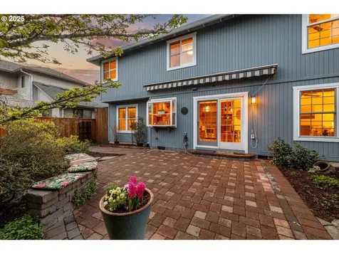 8152 SW Ashford Street Portland OR 97224