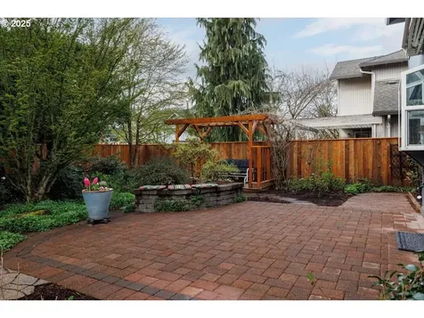 8152 SW Ashford Street Portland OR 97224