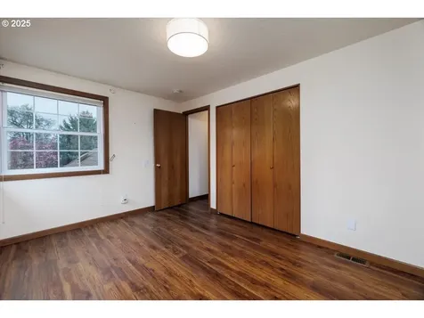 8152 SW Ashford Street Portland OR 97224