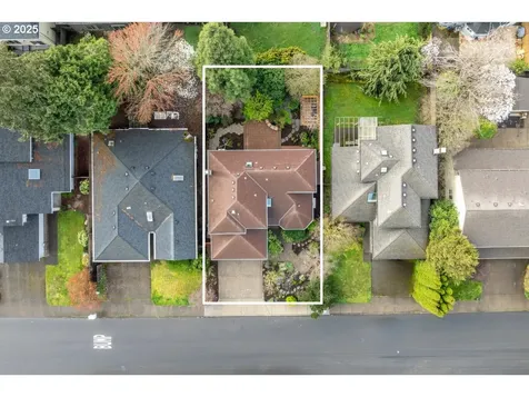 8152 SW Ashford Street Portland OR 97224