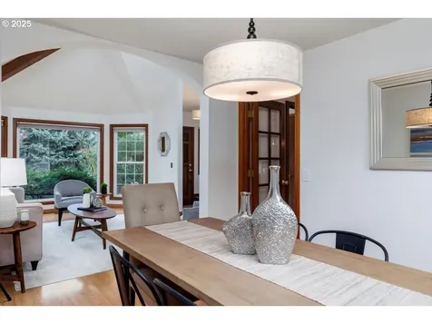8152 SW Ashford Street Portland OR 97224