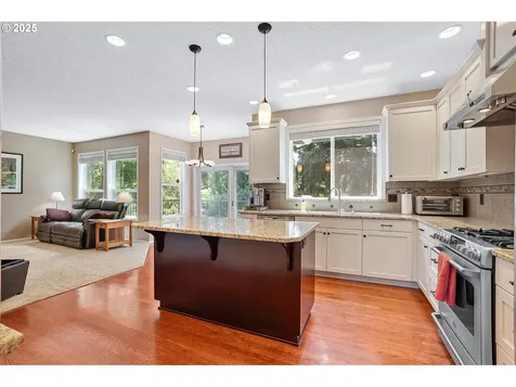 4710 SW Joshua Street Tualatin OR 97062