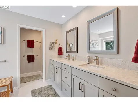4710 SW Joshua Street Tualatin OR 97062